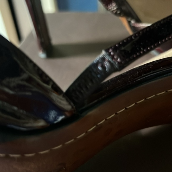 Vintage Patent Leather Louis Vuitton Slingbacks - Picture 11 of 11